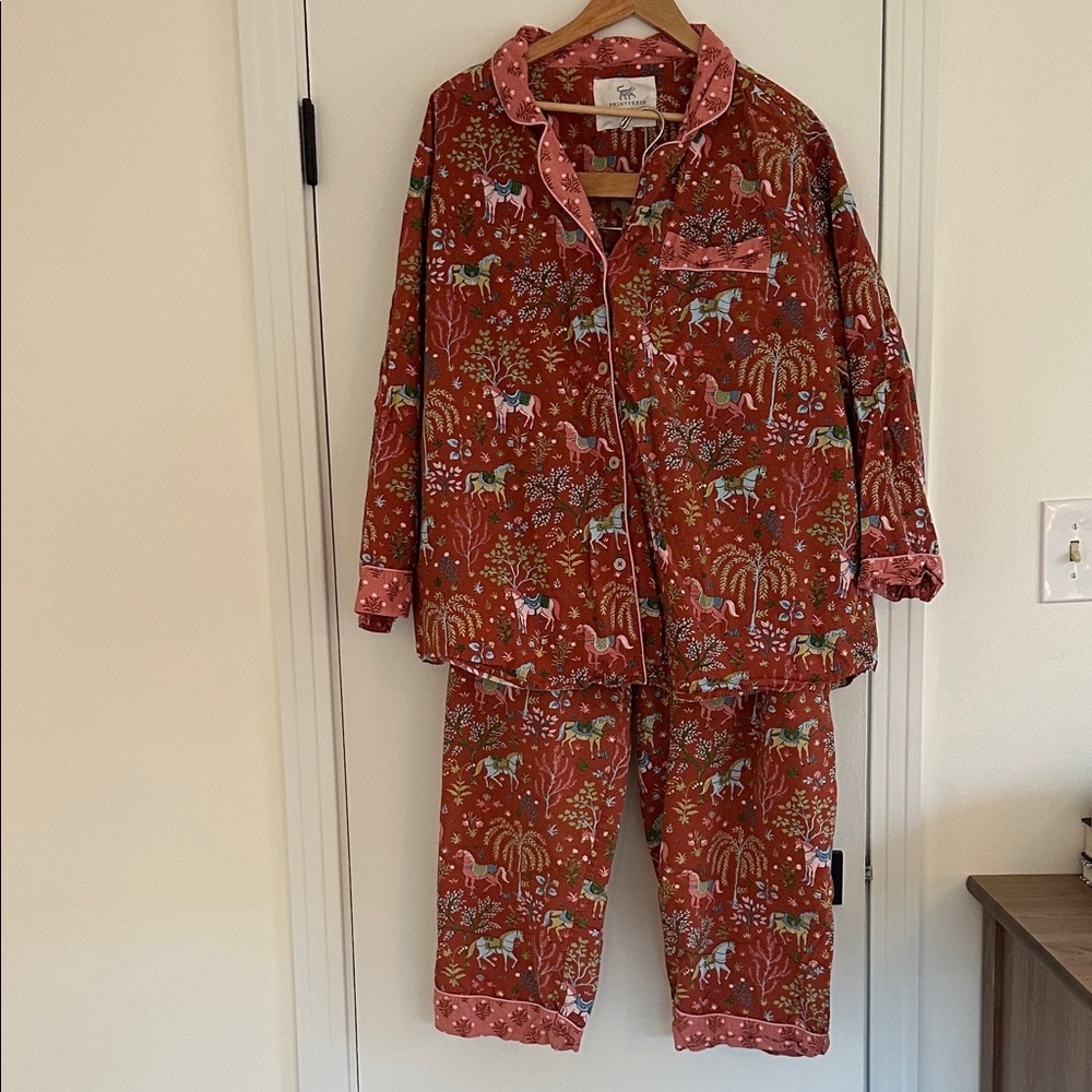 Women’s Pajamas with Horses Print by Anthropologie and Printfresh